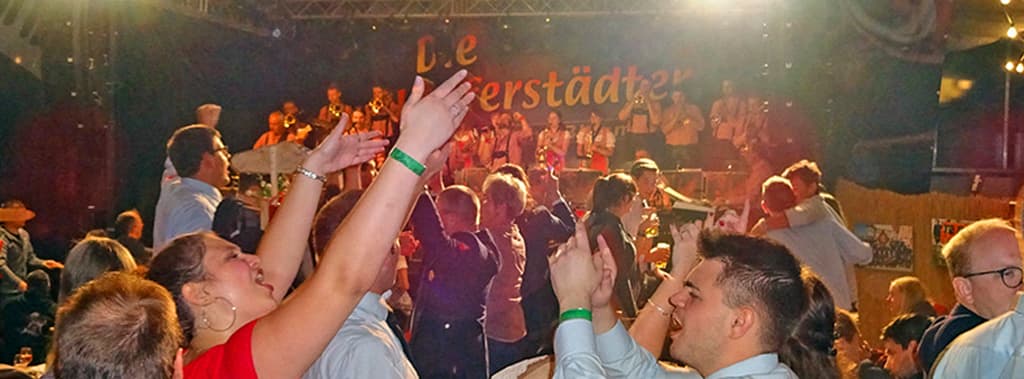 Schillingsfürst / Gelchsheim – Hoch die Hände, Wochenende!